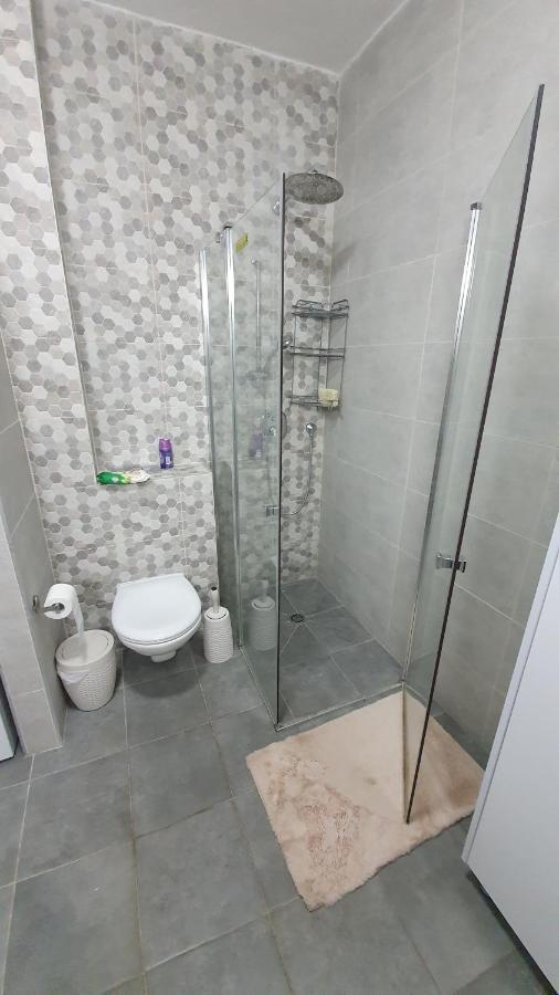 Tami Rooms Нагарія Екстер'єр фото