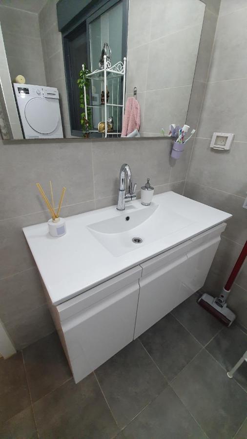 Tami Rooms Нагарія Екстер'єр фото